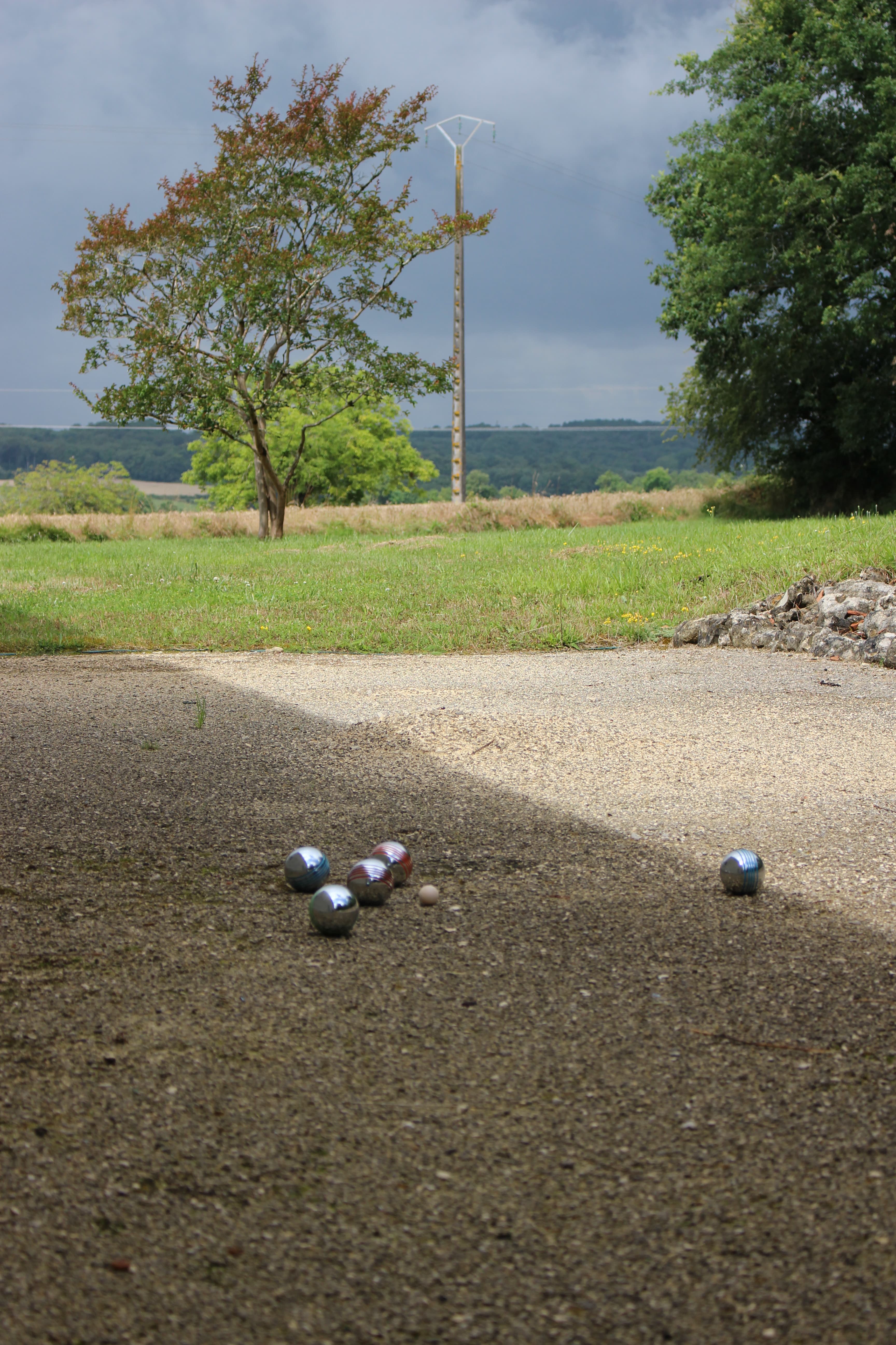 Petanquebaan bij Chez Laurent